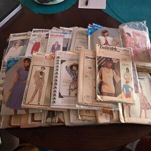 Mixed lot of over 40 patterns Women sewing 80s vintage dresses